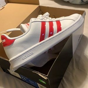 Brand new Adidas Cloudfoam Sneakers